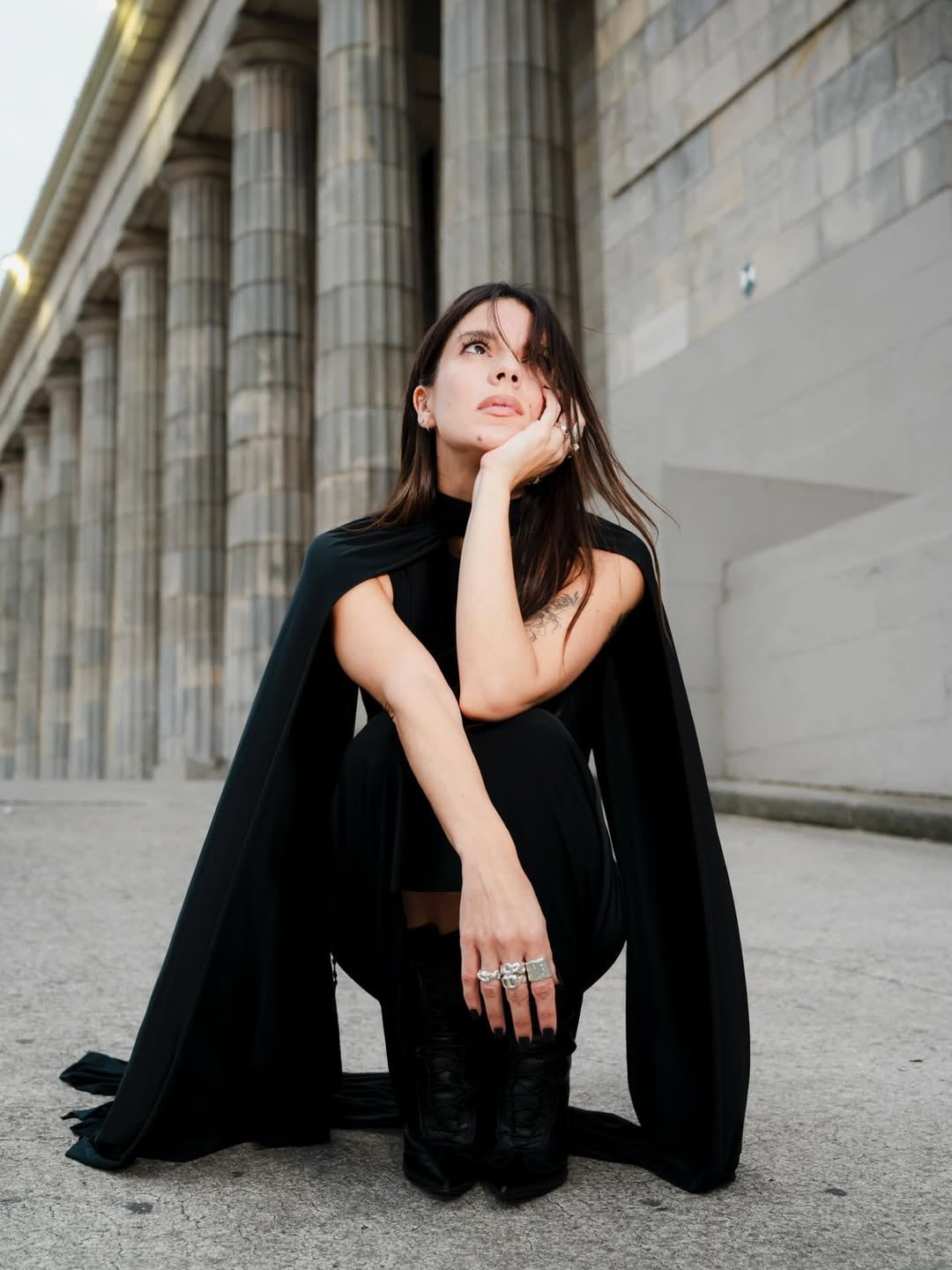 Gime Accardi apostó por una tendencia de alto impacto y sorprendió con un escote en tendencia para este verano