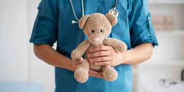 La importancia de los controles pediátricos en la salud. (Freepik)