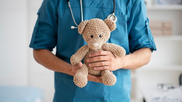 La importancia de los controles pediátricos en la salud. (Freepik)