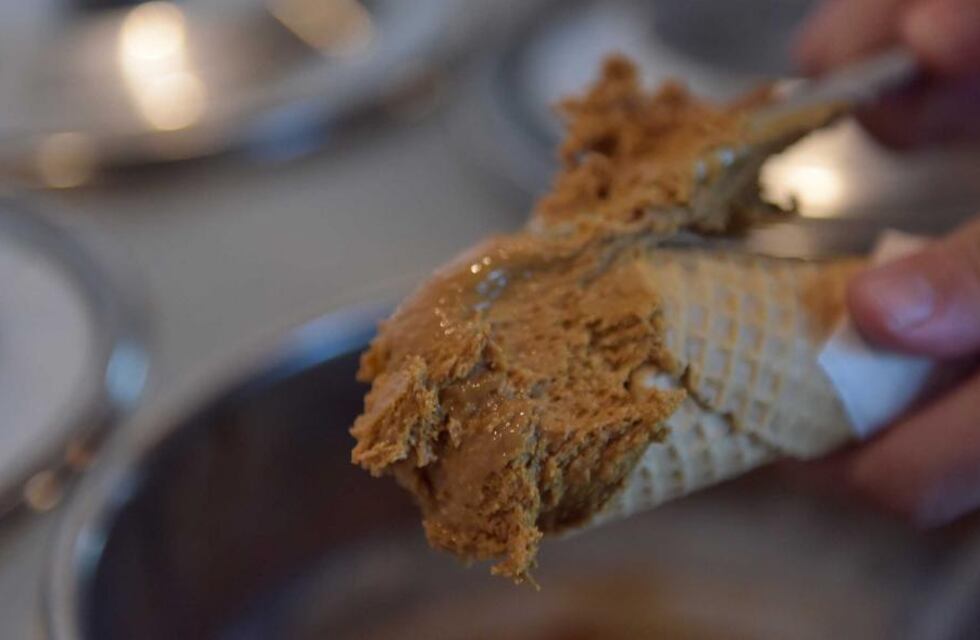 Neuquén: comerciantes regalaron helado porque no pueden pagar la luz