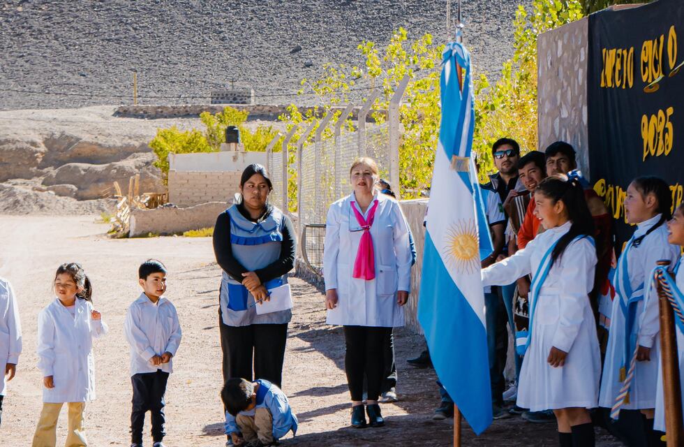 Antofalla inauguró su nuevo Jardín de Infantes con el respaldo de la minería
