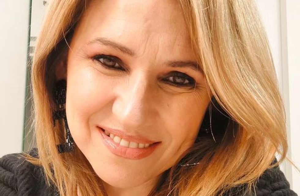 El destape hot de Fer Iglesias: posó frente al espejo en lencería de encaje