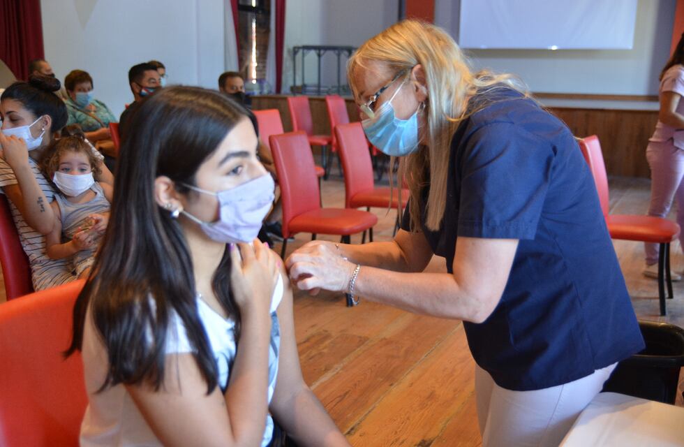 La vuelta a clases con refuerzo de vacunación covid