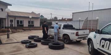 Nuevo contrabando de neumáticos interceptado en Misiones.