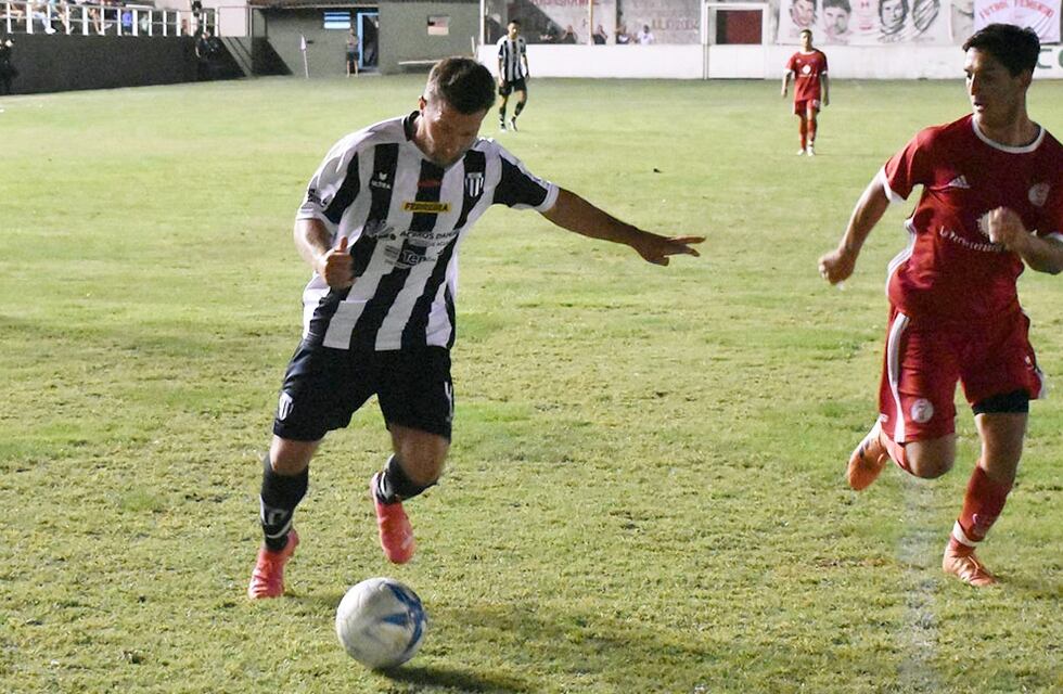Huracán cayó en Bahía Blanca y se despidió del Federal Amateur