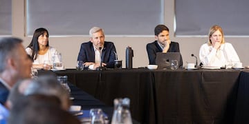 Los dirigentes del PRO y la Unión Cívica Radical (UCR) charlaron con sus gabinetes.