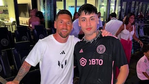 Tiago PZK y Messi
