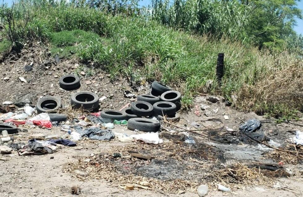 Anticipan fuertes multas a quienes arrojen basura en caminos rurales