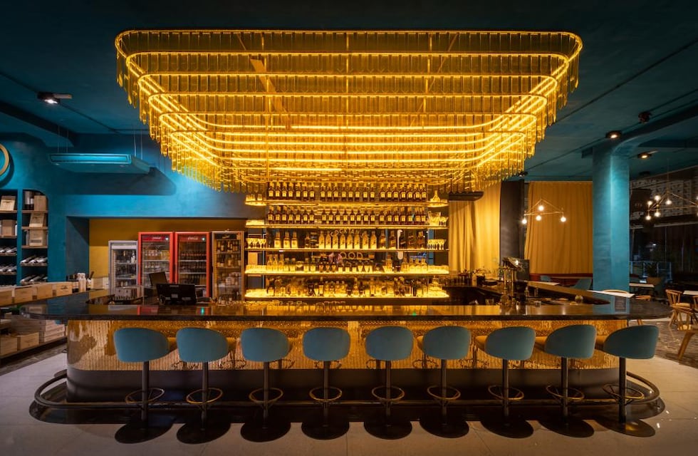 En Villa Alende despedían el confinamiento con un DJ... y no estaba permitido