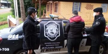 Secuestraron dos automóviles con documentación apócrifa en Misiones.
