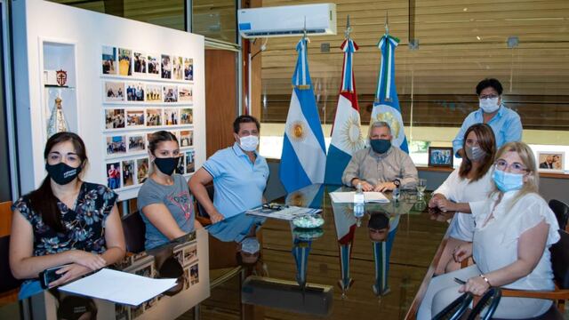 El Municipio de Arroyito escrituró parcelas que fueron donadas