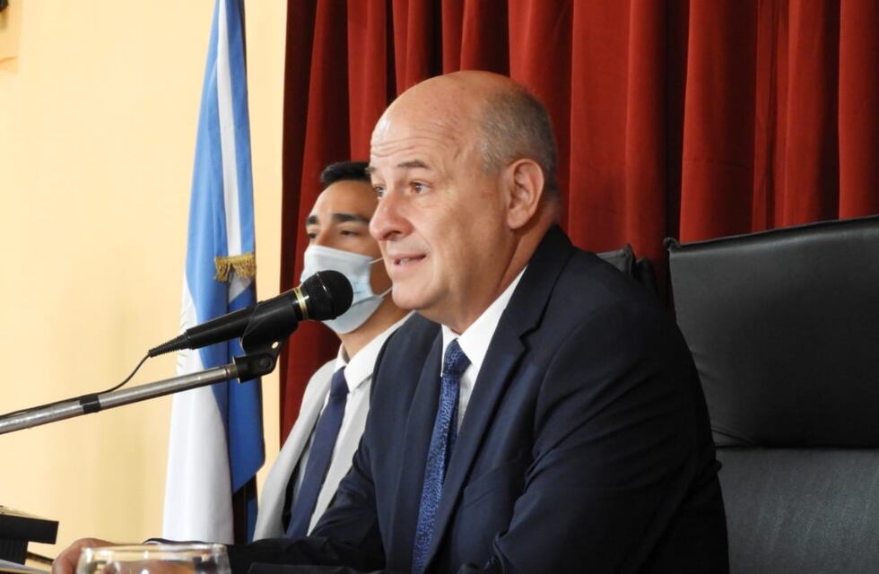 “El Intendente debe explicar por qué compró un nuevo auto oficial”