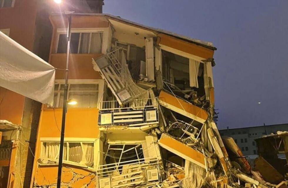 Ya son más de  20.000 los muertos en Turquía y Siria por el intenso terremoto que azotó a la región