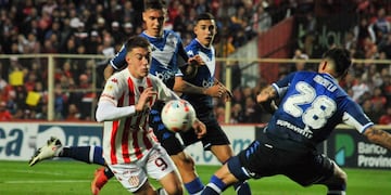 Mariano Peralta Bauer ingresó como titular en el equipo local.