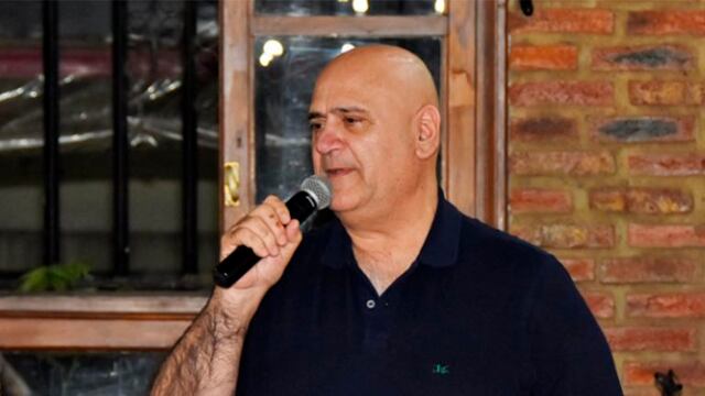 Falleció el querido Julio Irigoyen, el tenor que cantaba desde su balcón al comienzo de la pandemia