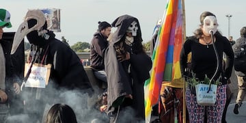 La manifestación a favor de una ley de humedales comenzó a las 15 y el tránsito se normalizó cerca de las 19.