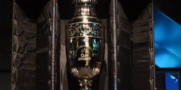 Réplica de la Copa América que será exhibida en el Museo del Deporte Santafesino