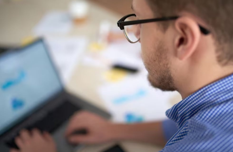 Contenido, IA y reputación digital: por qué detectar textos automatizados se volvió una decisión estratégica