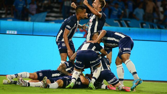 Festejo de Talleres. (José Hernández/ La Voz)