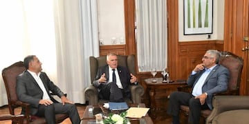 El Ejecutivo provincial ultima detalles antes de comunicar su propuesta a los sindicatos.