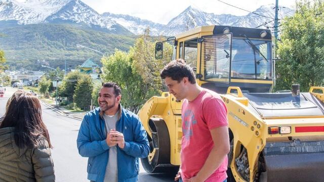 Vuoto recorrió los trabajos de pavimentación en barrio Casas del Sur