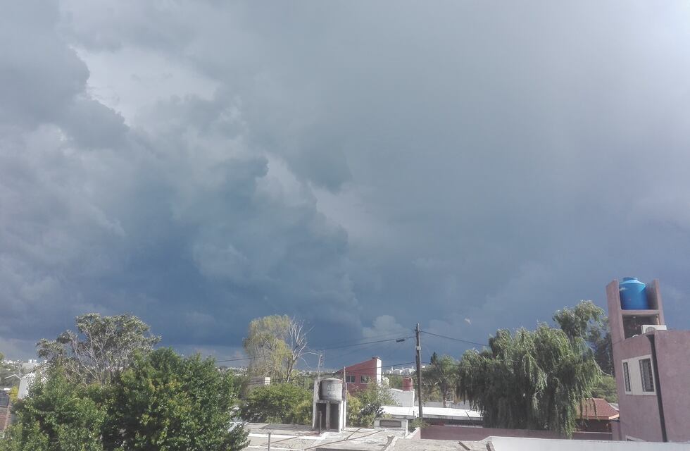 Viernes de lluvia en La Calera