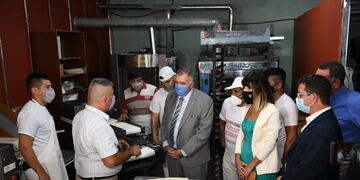 Jaldo participó en la inauguración de la Panadería La Solidaria del Sindicato de Vendedores de Diarios y Revistas
