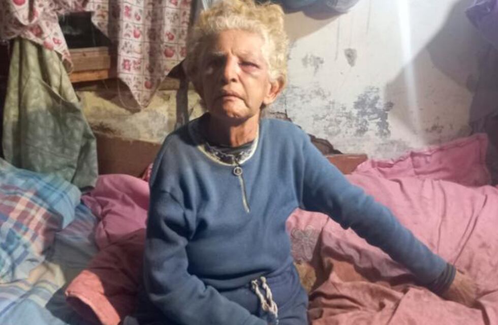 Violento robo a una jubilada de 75 años en Córdoba: los vecinos denuncian la falta de accionar policial