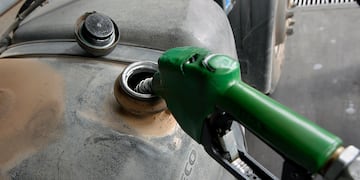 Anuncian paro de transportistas por faltante de gasoil
