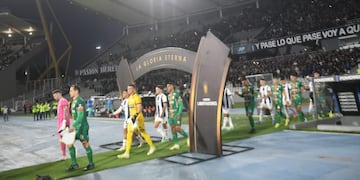 Talleres vs Cobresal por la Libertadores en el estadio Kempes (Javier Ferreyra / La Voz)
