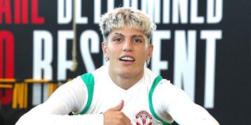 Alejandro Garnacho hace lo imposible por mejorar su acento pero a veces se le escapa lo madrileño