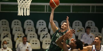 La dura derrota en la fecha anterior obliga a la reacción al Griego.