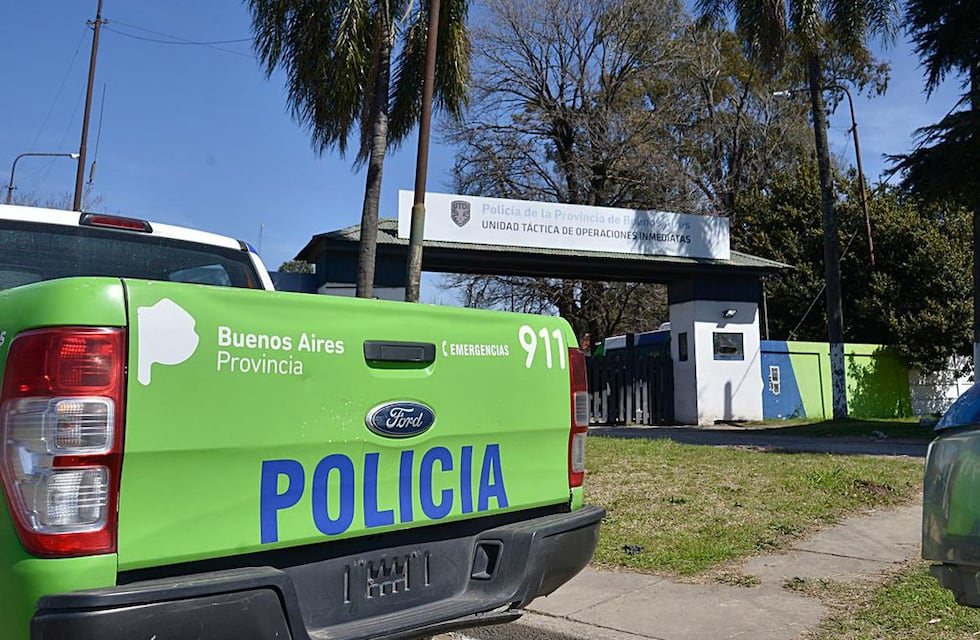 Ituzaingó: un hombre agarró a su expareja del brazo y la arrastró varios metros con su auto