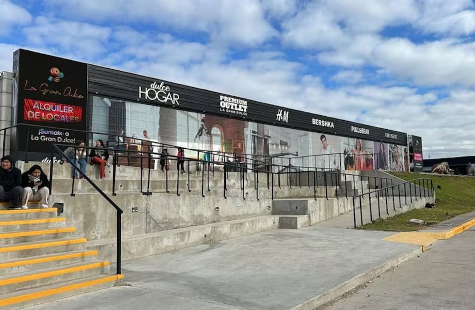 El outlet La Gran Dulce lanza un servicio para comprar ropa barata y competir con Flores y la Salada