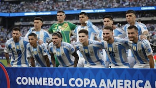 La formación de la Selección Argentina que se mide con Canadá por una de las semifinales de la Copa América. / EFE