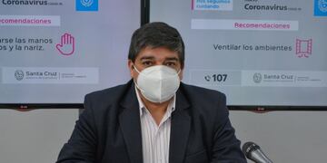 Ministro de Salud de Santa Cruz, Dr. Claudio García.