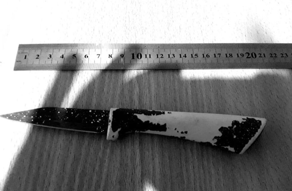 Ingresó a la fuerza a la casa de su ex pareja e intentó quitarse la vida