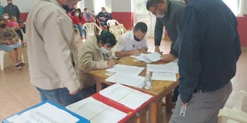 Los municipios de Colonia Victoria y Puerto Rico avanzan en la Regularización Dominial.