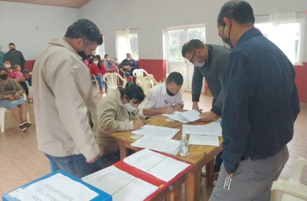 Los municipios de Colonia Victoria y Puerto Rico avanzan en la Regularización Dominial