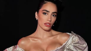 El apasionado beso de Lali Espósito con una reconocida cantante que se volvió viral: ¿qué dirá Pedro Rosemblat?