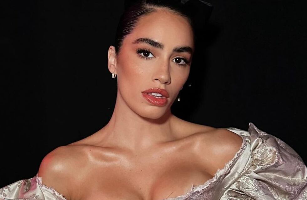 El apasionado beso de Lali Espósito con una reconocida cantante que se volvió viral: ¿qué dirá Pedro Rosemblat?