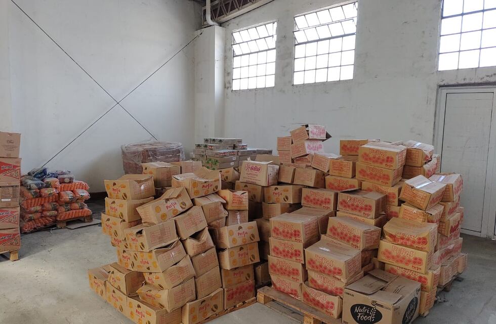 Consejo Escolar: polémica por una gran cantidad de mercadería sin entregar