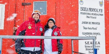 La sampedreña Soledad Otaola es la directora de la Escuela n° 38 “Raúl Ricardo Alfonsín” de Base Esperanza de la Antártida Argentina, para el año 2022.