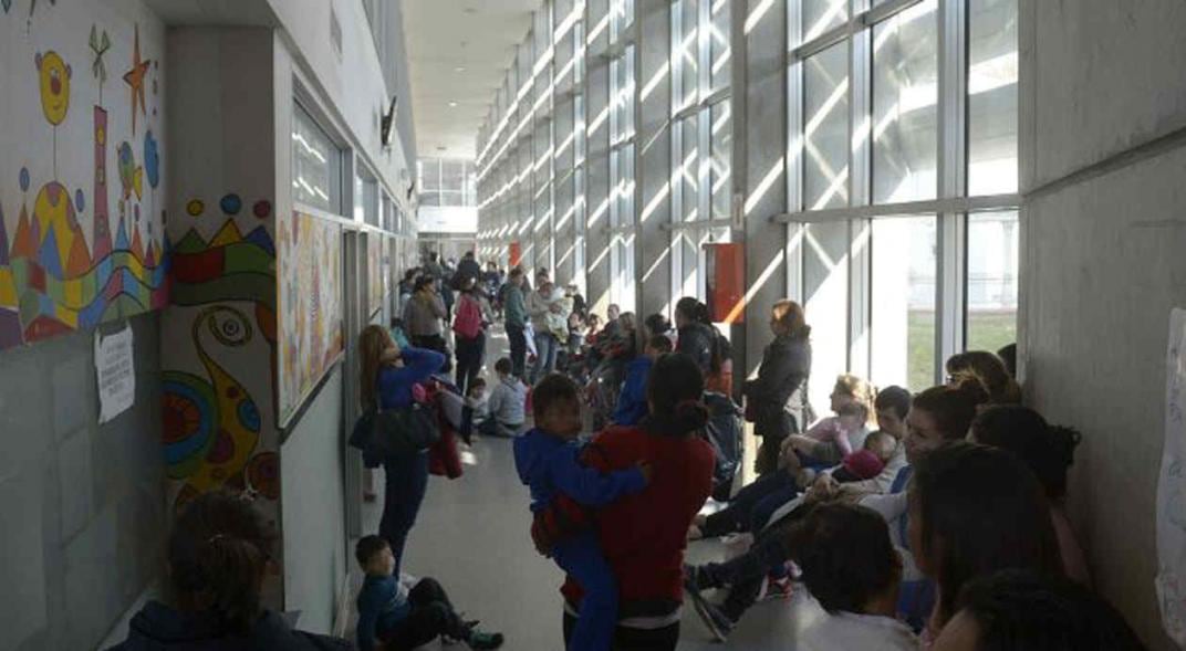 ROSARIO. Noah, el nene de 4 años, que este lunes por la tarde cayó desde un tercer piso