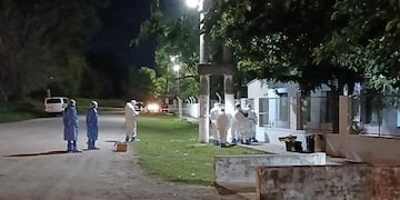 Julia Espinoza fue hallada sin vida en un establecimiento escolar. Su pareja está aprehendida.