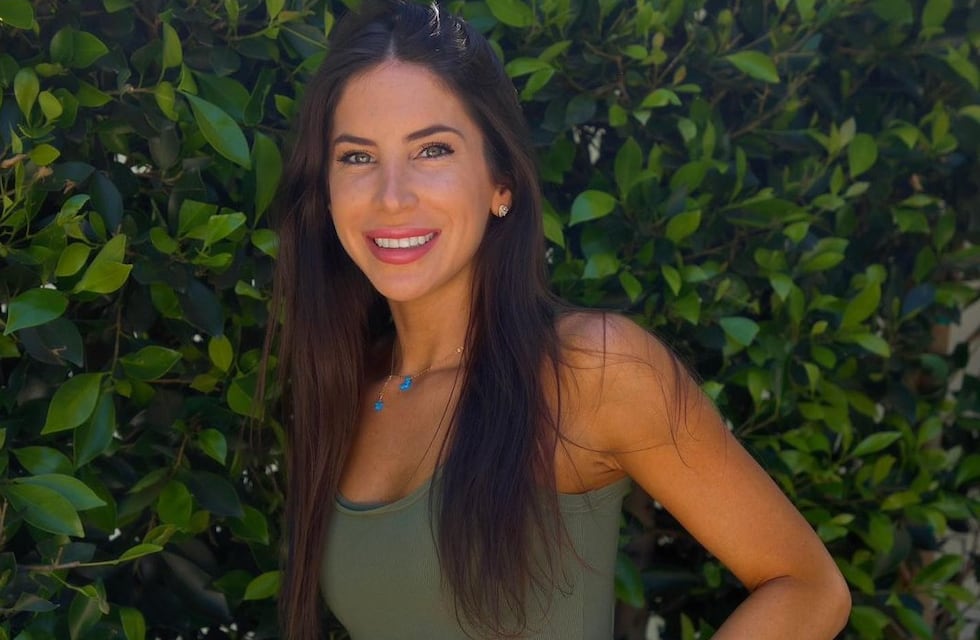 Jen Selter, la reina fitness de Instagram, se suma a las transparencias y al hilo dental XS