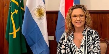 Mediante el Decreto Nº 511/2025 firmado por la intendente Isa Castagnino realizó una reducción de un 20% en sueldos a funcionarios y contraados.