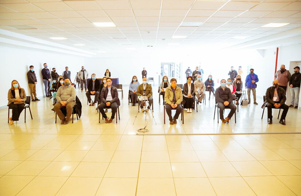 Tierra del Fuego: el Gobernador reconoció la labor de los médicos en su día