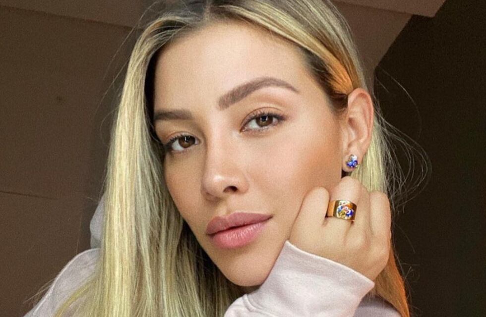 Michelle Salas, la hija de Luis Miguel, se sumó a la tendencia de la pollera de tenis