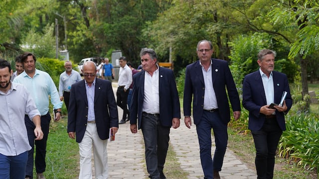 Integrantes de la Mesa de Enlace, tras la reunión con el ministro Massa. (La Voz)
Foto clarín